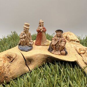 Vintage Wade Whimsies Nursery Rhyme Doc/King Cole/Pied Piper Figurines